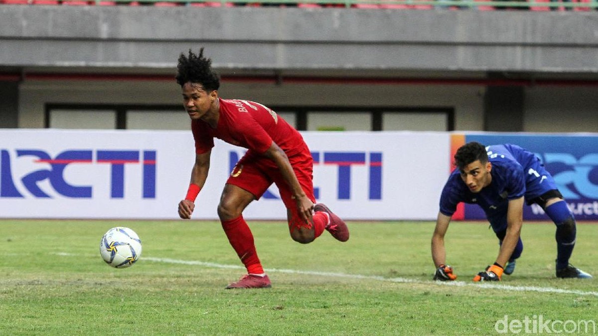 Amuruddin Bagus Kahfi Alfikri menjadi starter saat Timnas Indonesia U-19 melawan Timor Leste di kualifikasi Piala Asia U-19 2020. (Foto: Rifkianto Nugroho/Detikcom)