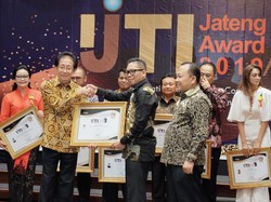 Bos Sido Muncul Dapat Penghargaan dari IJTI Jateng