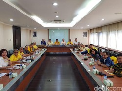 Golkar Bantah Tak Izinkan Masuk AMPG Pro-Bamsoet