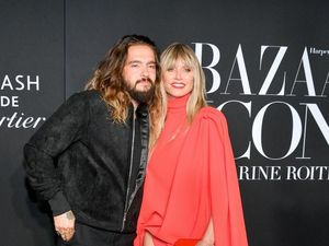 Foto: Perdana, Heidi Klum Pamer Mesra Bareng Suami Baru di Red Carpet Foto: Perdana, Heidi Klum Pamer Mesra Bareng Suami Baru di Red Carpet