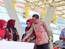 Hari Aksara Internasional, Gubernur Sulsel Perkenalkan Literasi Budaya Timur