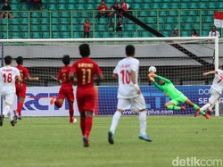 Iran berhasil memimpin 1-0 lebih dulu di menit ke-15. Tim tamu mendapat hadiah penalti setelah Rizky Ridho melanggar Ali Sobhani di menit ke-15. Yasin Salmani, yang maju sebagai eksekutor berhasil melesakkan gol.