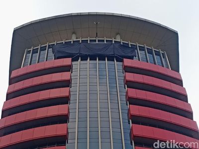 Potret Logo KPK Ditutup Kain Hitam