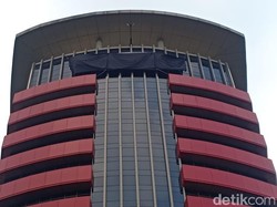 Bayangan Suram Masa Depan KPK di Balik Simbol Kain Hitam