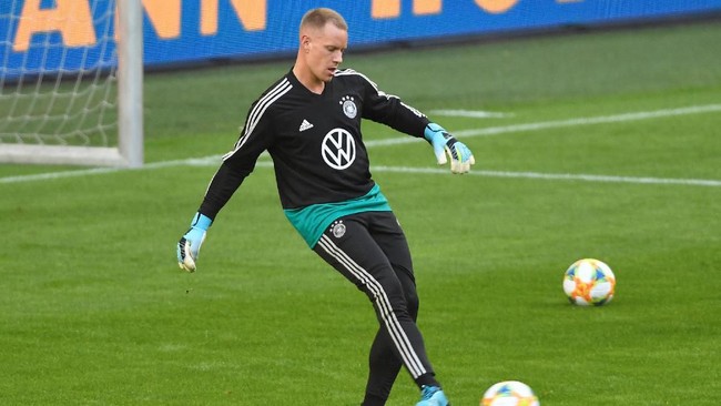 Ironi Ter Stegen: Calon Kiper Terbaik FIFA yang Cuma Jadi Cadangan Neuer