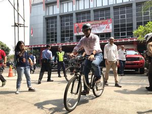 Jalur Sepeda di DKI Ditambah, Anies Minta Kantor Siapkan Tempat Mandi