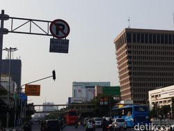 Rambu Ganjil Genap Terpasang di Jl Gajah Mada-Jl Majapahit Jakarta