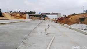 Potret Pembangunan Jalan Tol di Ibu Kota Baru