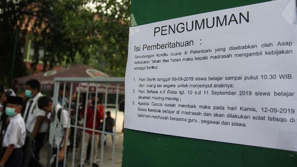 Sekolah Diliburkan Imbas Kabut Asap di Pekanbaru