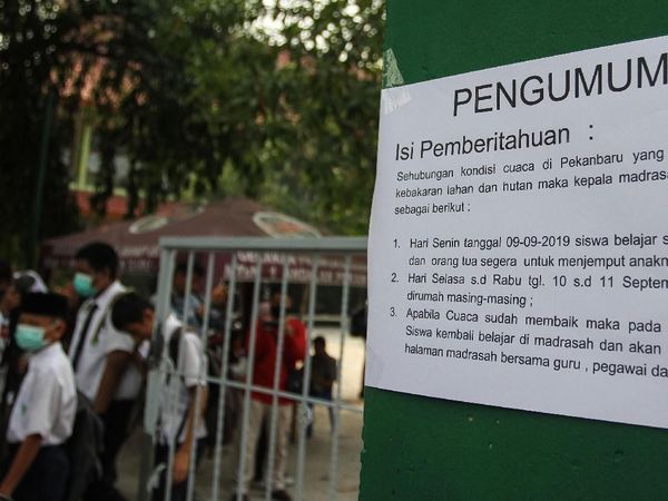 Sekolah Diliburkan Imbas Kabut Asap di Pekanbaru