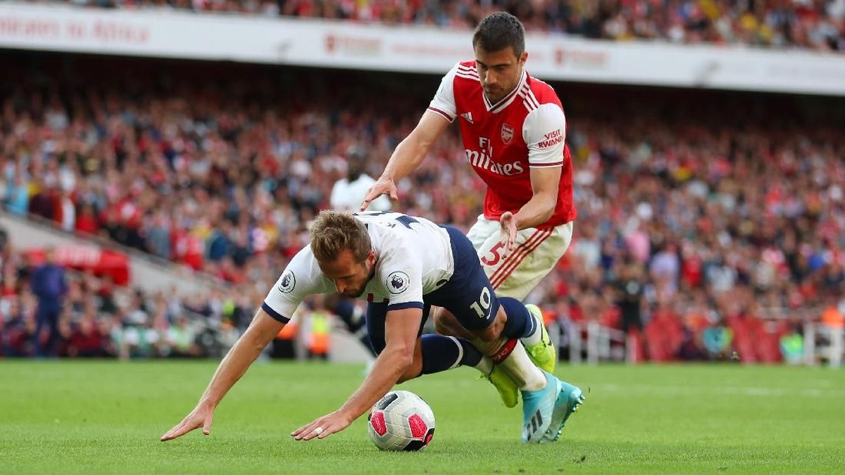 Harry Kane mengaku tidak pernah melakukan diving (Foto: Catherine Ivill/Getty Images)