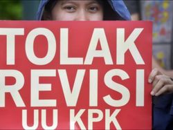 Jokowi Dianggap Khianati Janji Politik Terkait Revisi UU KPK