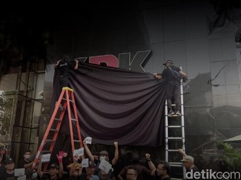 KPK di Tubir Sakratulmaut
