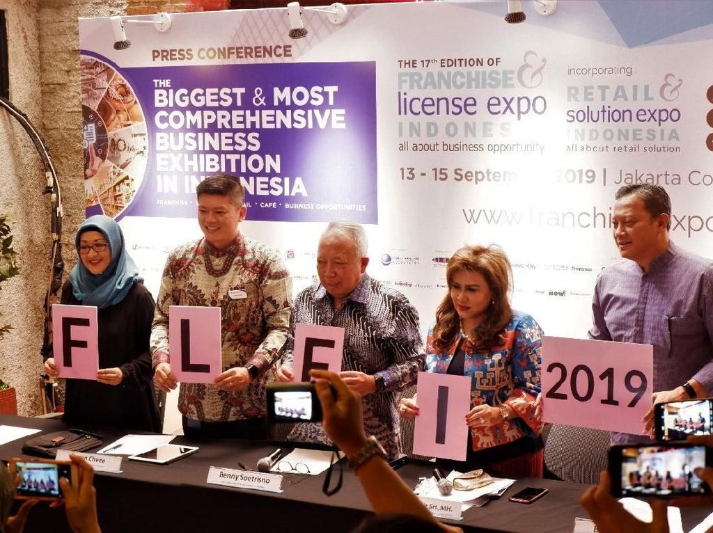 Pameran Bisnis Ritel hingga Kafe Terbesar Akan Digelar di JCC Pameran Bisnis Ritel hingga Kafe Terbesar Akan Digelar di JCC