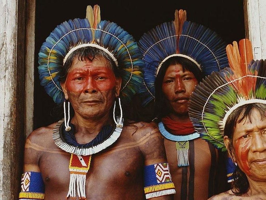 Berperang Selama 1 Abad, Suku-suku Asli di Hutan Amazon Akhirnya Bersatu Berperang Selama 1 Abad, Suku-suku Asli di Hutan Amazon Akhirnya Bersatu