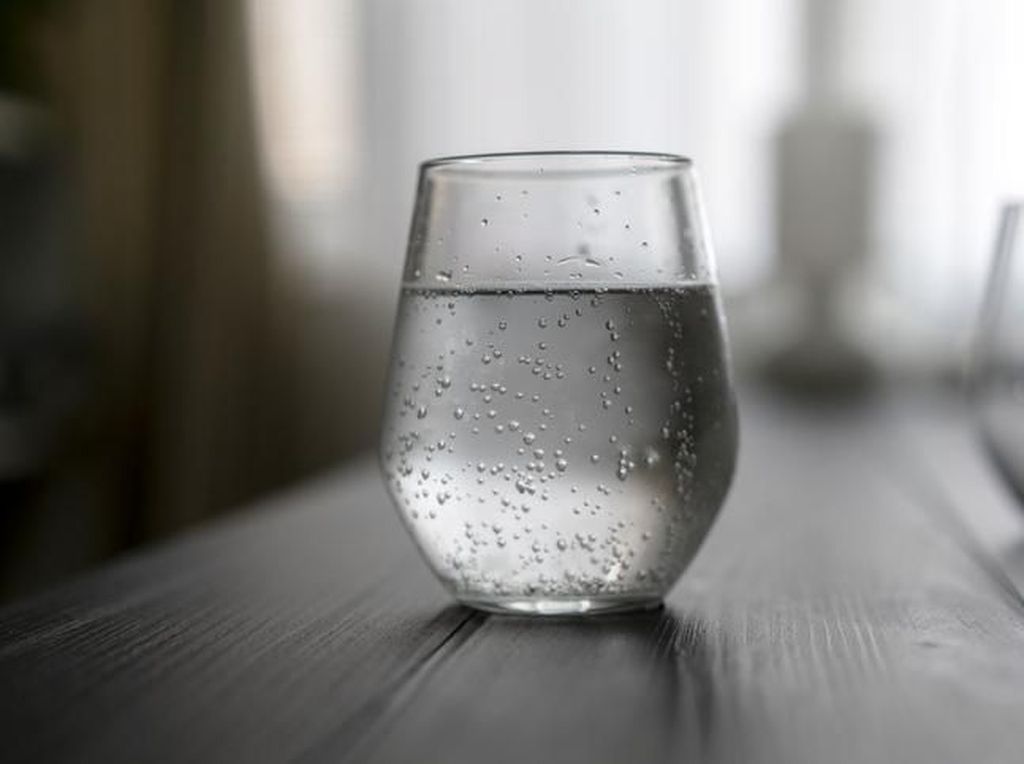 Minum Air Dingin Tak Baik untuk Sakit Maag? Ini Kata Ahli Minum Air Dingin Tak Baik untuk Sakit Maag? Ini Kata Ahli