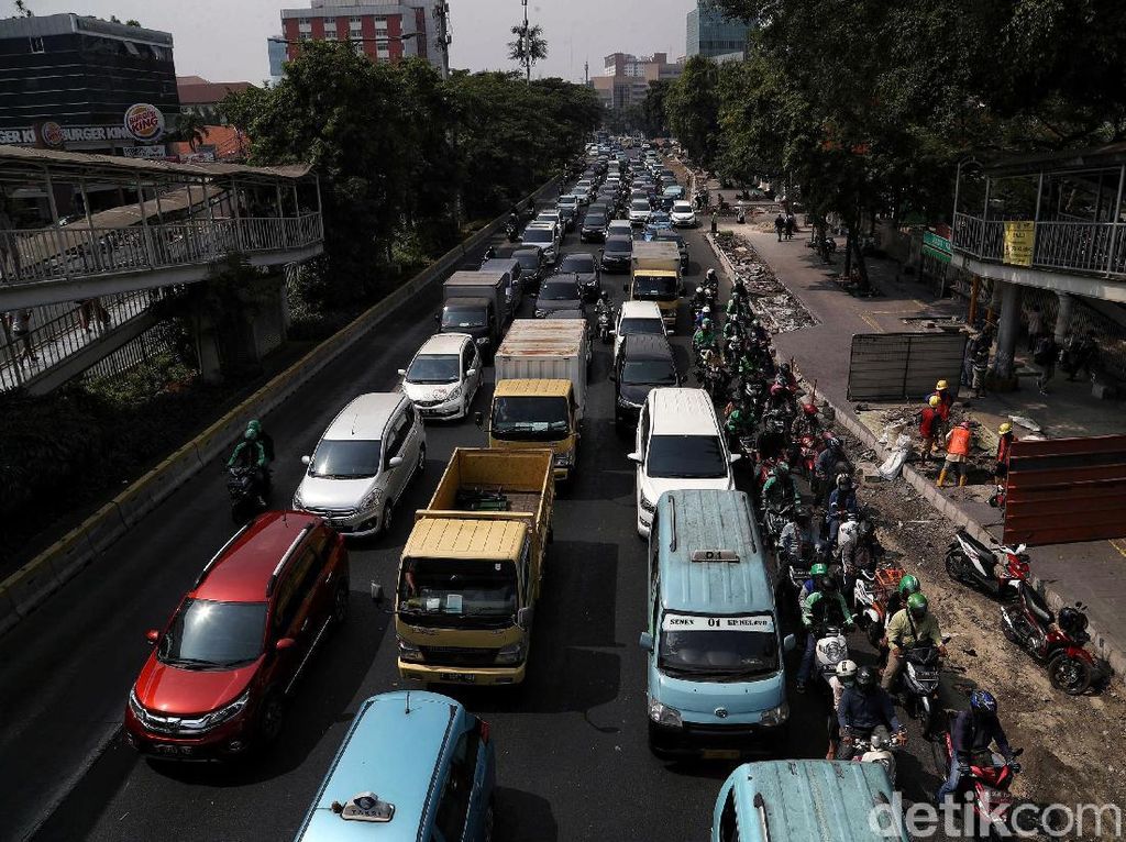 Hitung-hitungan Polisi soal Ganjil Genap di Ibu Kota Berlaku Lagi Hitung-hitungan Polisi soal Ganjil Genap di Ibu Kota Berlaku Lagi