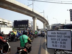 Kebijakan Motor Kena Ganjil Genap Panen Penolakan