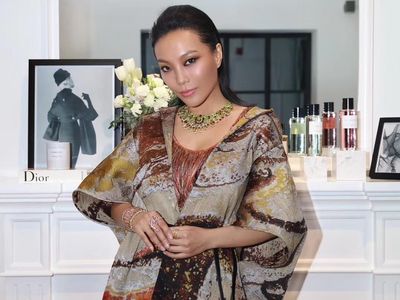 Foto: Gaya Hedon Sosialita China yang Disebut Si Ratu Bling-bling