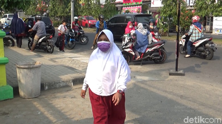 Kabar Siswa di Jambi Diliburkan Besok karena Kabut Asap Hoax!