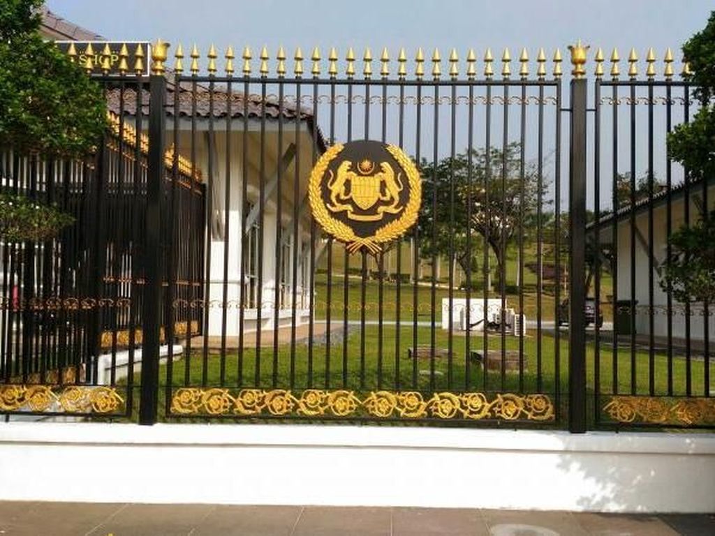 Miripnya Istana Negara Malaysia dan Indonesia Miripnya Istana Negara Malaysia dan Indonesia
