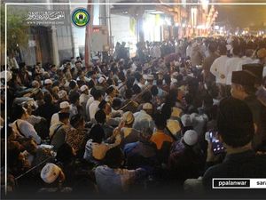 Peringatan 40 Hari Wafatnya Mbah Moen, Jalur Pantura Tuban Ditutup Total Peringatan 40 Hari Wafatnya Mbah Moen, Jalur Pantura Tuban Ditutup Total