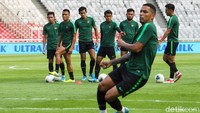 Simon mengakui sangat sulit untuk Skuat Garuda melupakan kekalahan tersebut. Namun, tim bakal mencoba untuk bangkit agar bisa tampil lebih baik di pertandingan melawan Thailand.