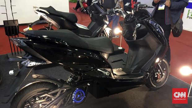 MG 1 berwujud skuter listrik yang sepintas bisa dijadikan lawan skuter listrik Honda PCX.