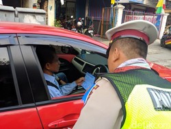 Tahu Ada Ganjil Genap, Banyak Pengendara Masih Melanggar