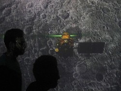 NASA Temukan Bangkai Wahana Antariksa India di Bulan