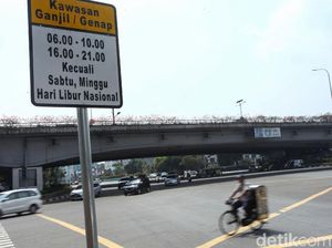 1.904 Pelanggar Ditilang di Hari Perdana Perluasan Ganjil-Genap Kemarin