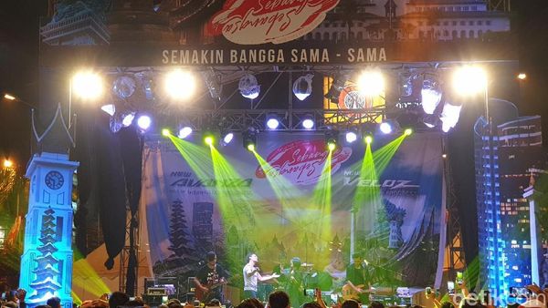 Pesta Penggemar Avanza Veloz Palembang