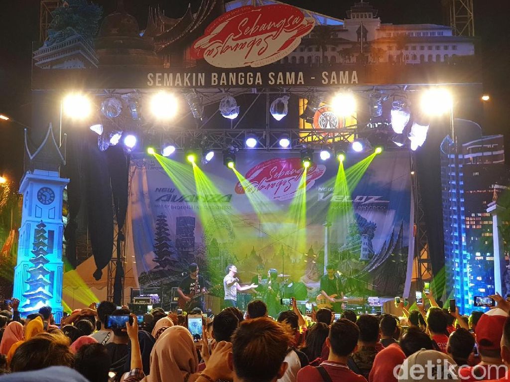 Pesta Penggemar Avanza Veloz Palembang