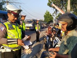 Ini Pengakuan Polisi yang Razia Bapak Sendiri