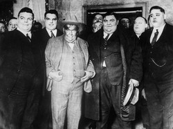 Ini 5 Lomba Makan Paling Aneh Sepanjang Sejarah