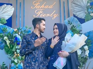 Calon Pengantin di Surabaya Disawer Dolar Saat Lamaran, Ini Penjelasannya