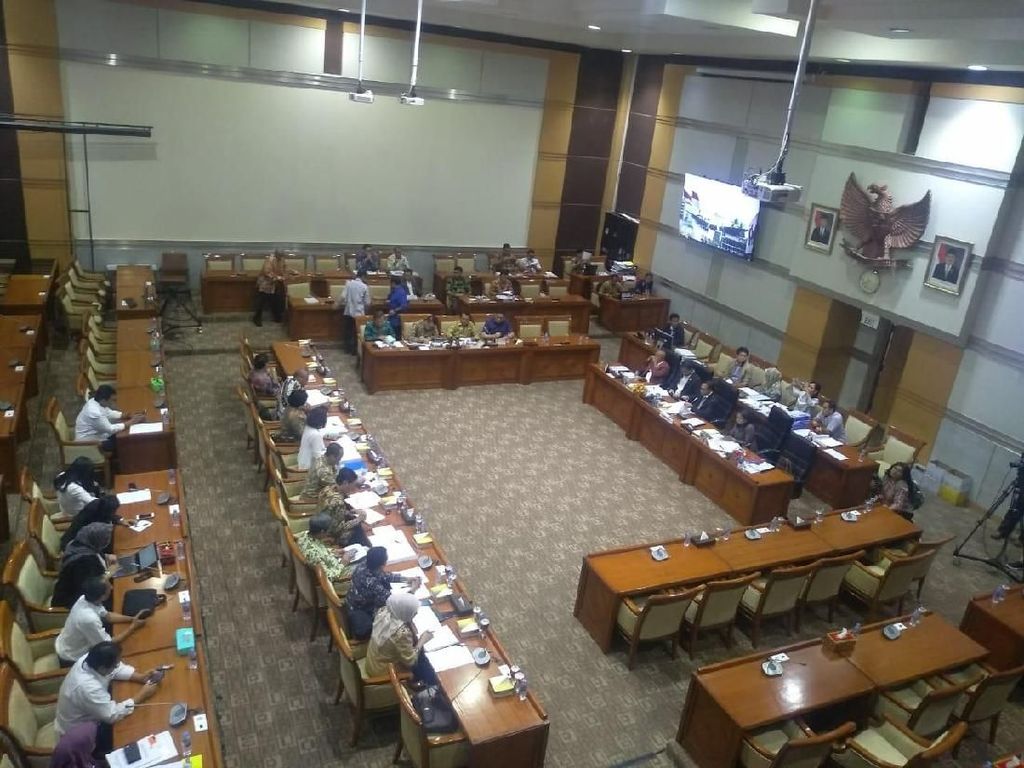 Rapat Bareng Pansel, Komisi III DPR Minta Penjelasan Seleksi Capim KPK