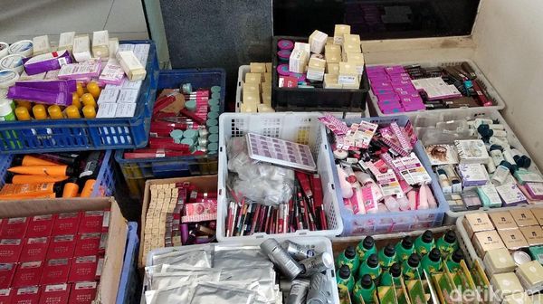 Waspada! Kosmetik Kedaluwarsa Beredar di Pasaran