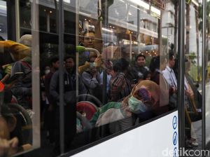 Ganjil Genap Diperluas, Penumpang TransJ Meningkat