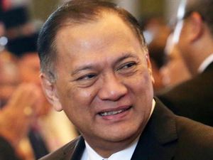 Mantan Gubernur BI Beli Saham GOTO Rp 339 Juta! Mantan Gubernur BI Beli Saham GOTO Rp 339 Juta!