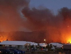 Ratusan Keluarga di Queensland Mengungsi Hindari Kebakaran yang Kian Memburuk