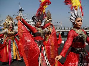 Beragam Atraksi Menarik Ramaikan HUT TNI AL ke-74