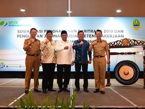 Wagub Jabar Minta Pekerja di Lingkungan Pemprov Jabar Daftar BPJS TK Wagub Jabar Minta Pekerja di Lingkungan Pemprov Jabar Daftar BPJS TK