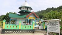 Foto: Masjid yang Dibangun 3 Agama di Papua
