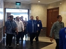 Datang ke Pembekalan Caleg Terpilih Demokrat, SBY Beri Arahan Tertutup