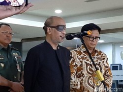 Glaukoma dan Fungsi Penutup Mata Thareq Habibie