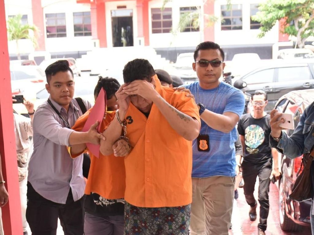 Polisi Bongkar Perdagangan Wanita di Kepri, Korbannya Dijadikan PSK Polisi Bongkar Perdagangan Wanita di Kepri, Korbannya Dijadikan PSK