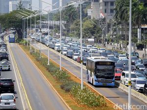 PKS Setuju Angka Kemacetan DKI Turun: Transportasi Umum Sudah Integrasi