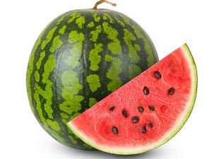 3 Buah Kaya Air, Bantu Tetap Terhidrasi Selama Puasa