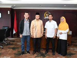 Banyak Berita Negatif, HNW Khawatirkan Moral Bangsa Indonesia Banyak Berita Negatif, HNW Khawatirkan Moral Bangsa Indonesia